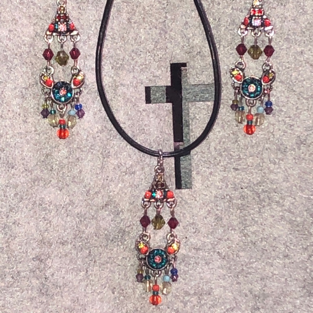 Boho Necklace & Earrings Leather Beautiful Nwt